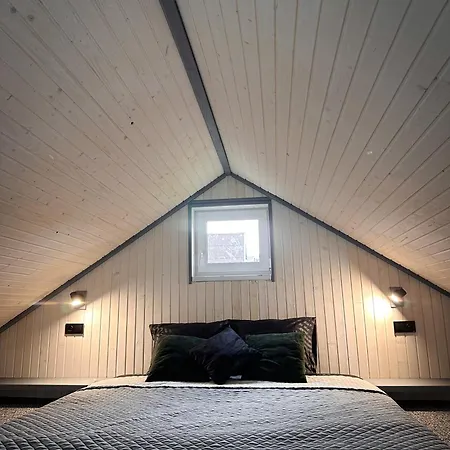 Barn House 4 сезони *