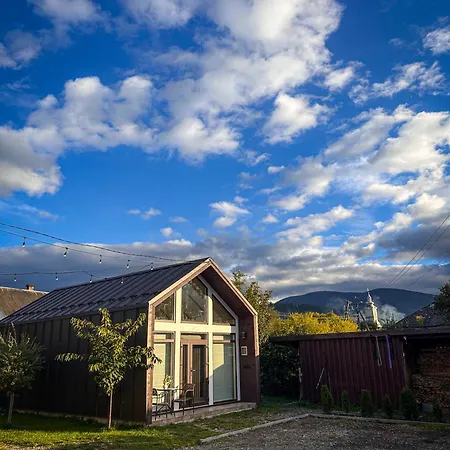 Barn House 4 сезони 度假居